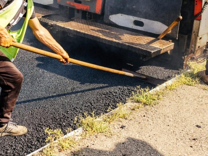 Nowe Utrudnienia na Obozowej: Drogowcy Przechodzą do Północnej Jezdni!