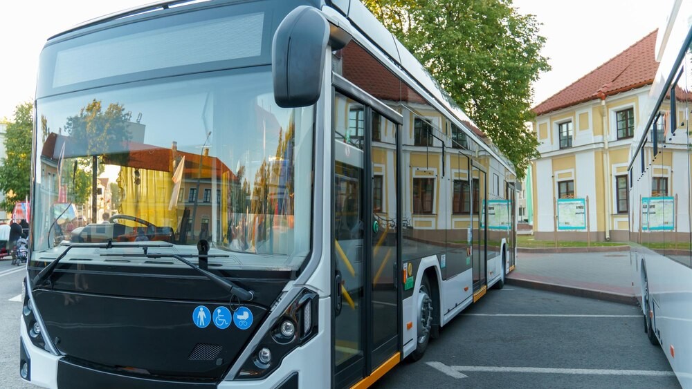 Warszawskie Dni Transportu Publicznego 2025: Zabytkowe autobusy i atrakcje dla całej rodziny!