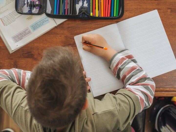Warszawskie szkoły 2025/2026: Nowe inwestycje, wyzwania i innowacje w edukacji