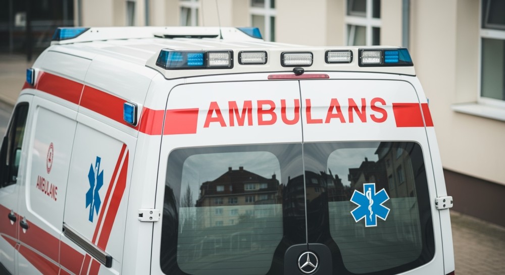 Bohaterowie nocy: kierowca autobusu i policjanci uratowali życie mężczyzny!
