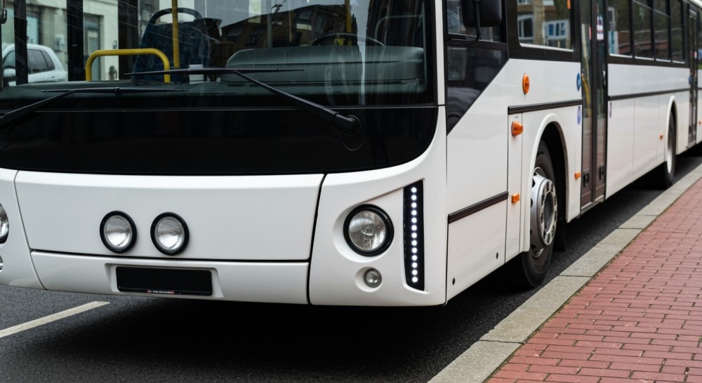 Złota Jesień w Warszawie: Tramwaje w Filmowej Scenerii
