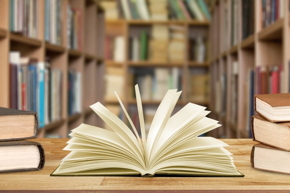 Biblioteka na Paca 46: Nowe Życie w Serce Warszawy!