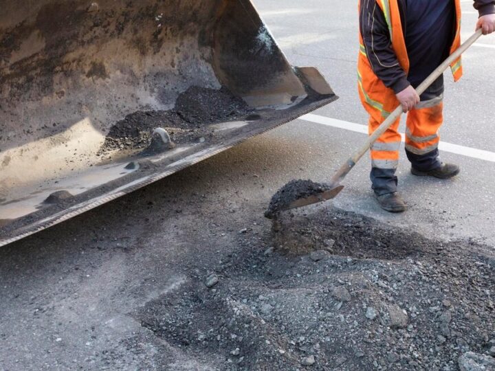 Asfaltowanie alei Krakowskiej dobiega końca