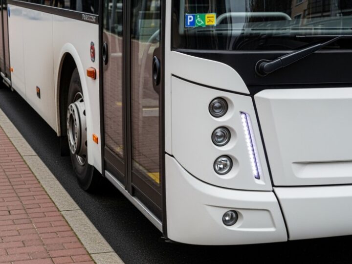 Codzienna misja kontrolerów: jak dbają o płynność warszawskiego transportu?