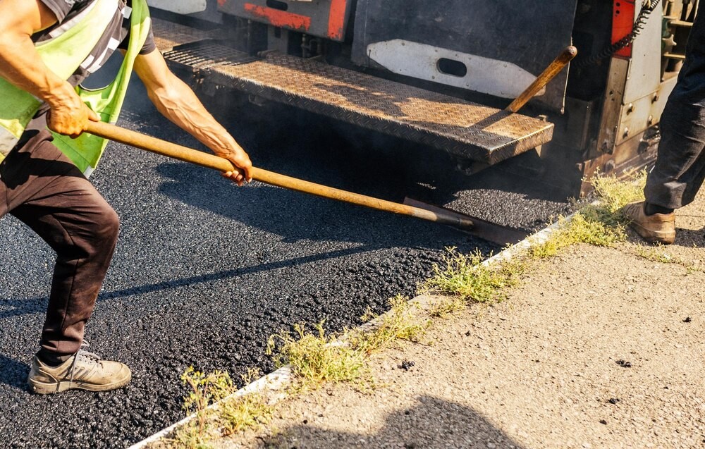 Listopad 2025: Jak Warszawskie Pogotowie Drogowe Radzi Sobie z Kryzysami na Ulicach?
