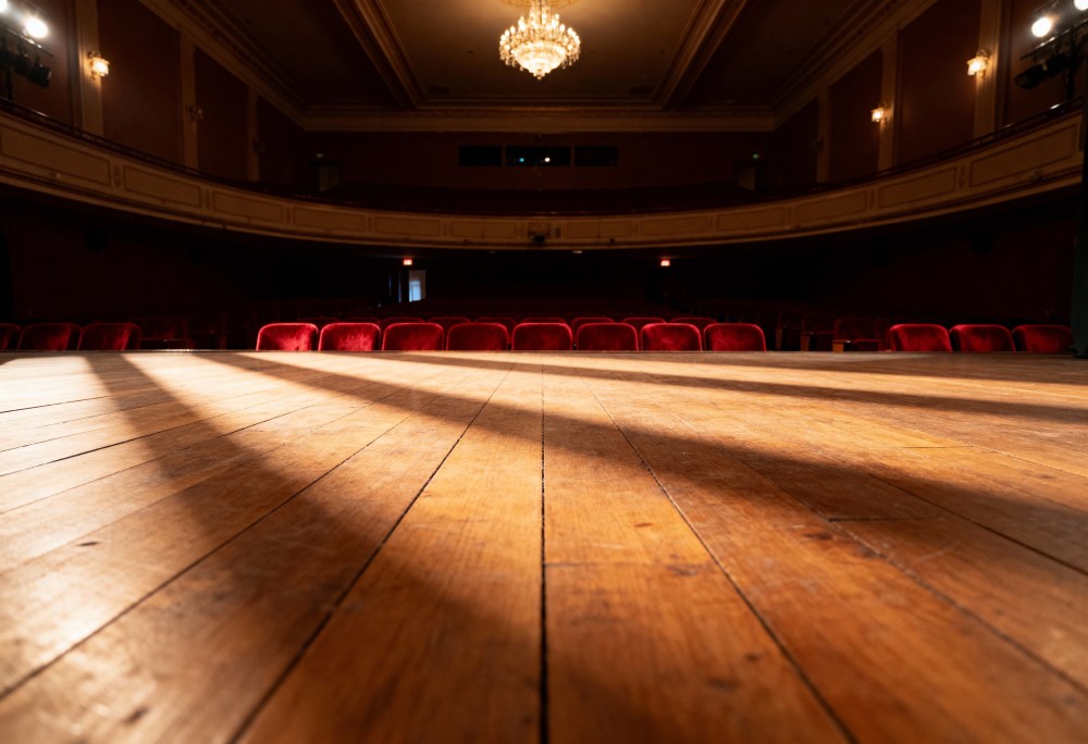 Wilanów zaprasza seniorów do magicznego świata teatru!