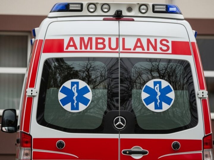 Heroiczna akcja ratunkowa w Wawrze – strażnicy ratują życie mężczyzny