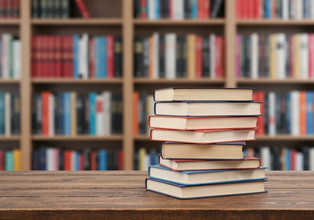 Nowe książki i filmy w bibliotece Nautilus – odkryj je już dziś!