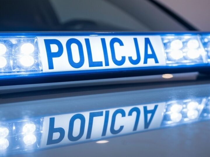 Nóż w ręku, jedzenie na szali: dramatyczna dostawa w Warszawie