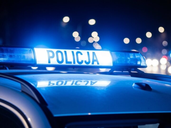 Napad z maczetą: 16-latek zastraszony i okradziony w parku