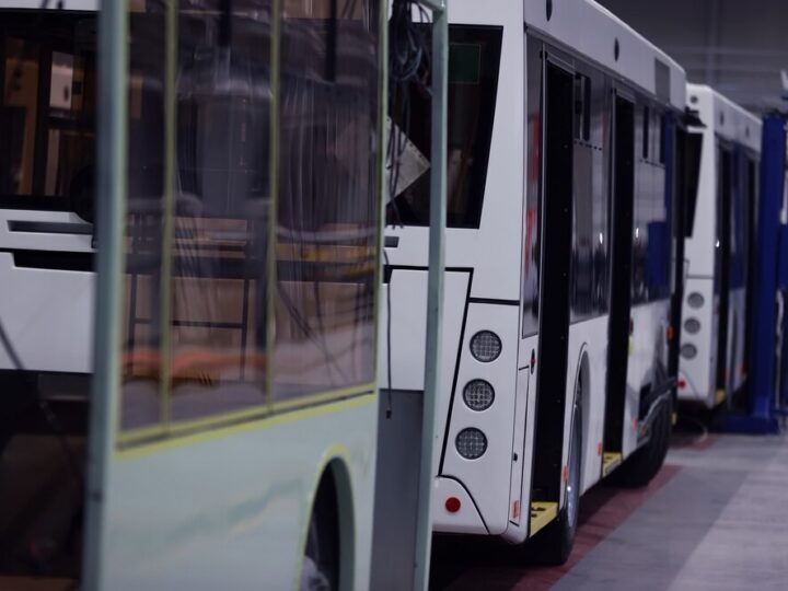 Młodzi Liderzy Odkrywają Tajemnice Transportu Miejskiego w Warszawie