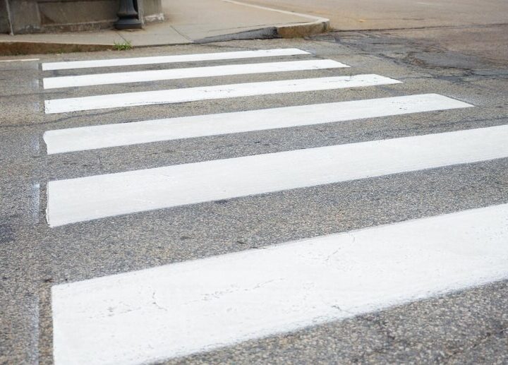 Mandat za lekceważenie przepisów: Jak nieodpowiedzialność kierowców zagraża bezpieczeństwu na drogach
