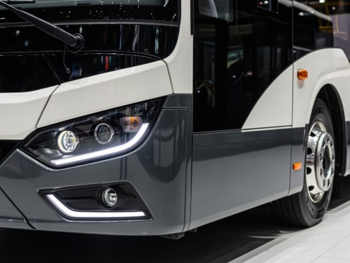 Utrudnienia na Mokotowie: Autobusy 165 i 317 zmieniają trasy!