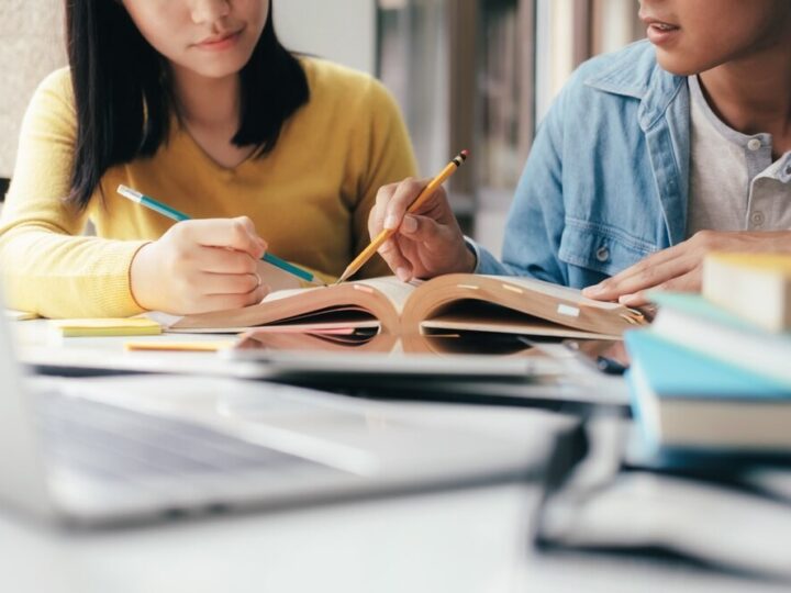 Historia na wyciągnięcie ręki: Edukacyjna wyprawa do Treblinki i Ostrowi Mazowieckiej