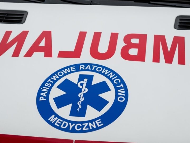 Ratowanie życia na Pradze-Południe: Policjanci uczą pierwszej pomocy