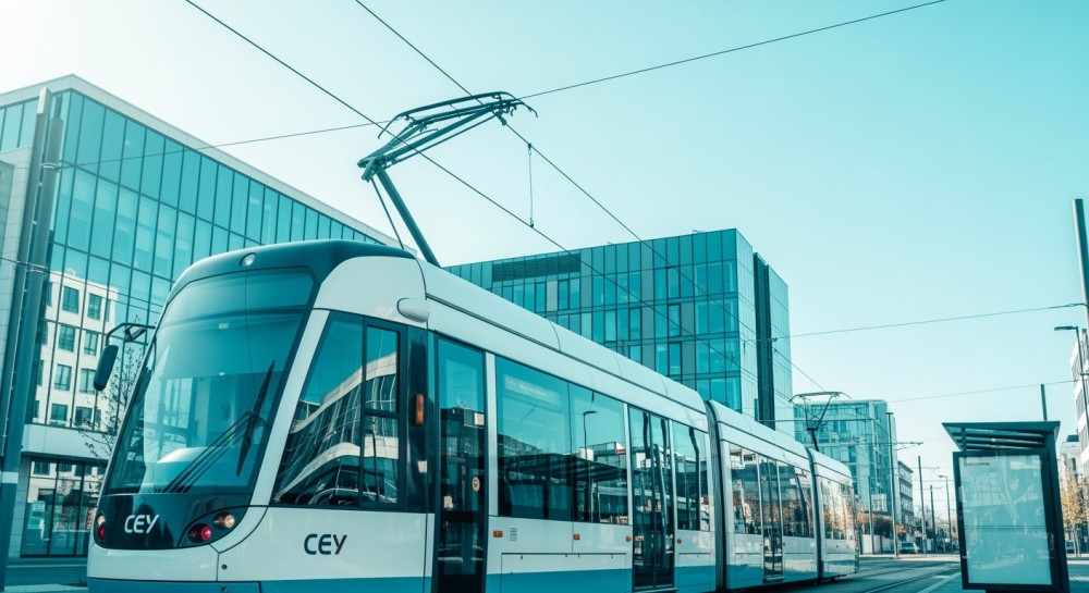 Warszawskie zmiany po majówce: nowa nawierzchnia i powrót tramwajów!