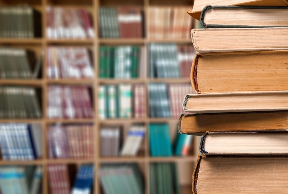 Literacka podróż seniorek: emocje, pasje i wspólnota w Klubie Książki