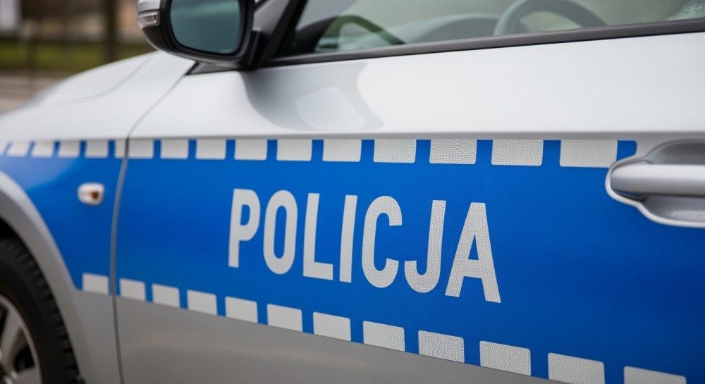 Strażnicy w akcji: Bohaterska interwencja ratuje życie mężczyzny po napadzie