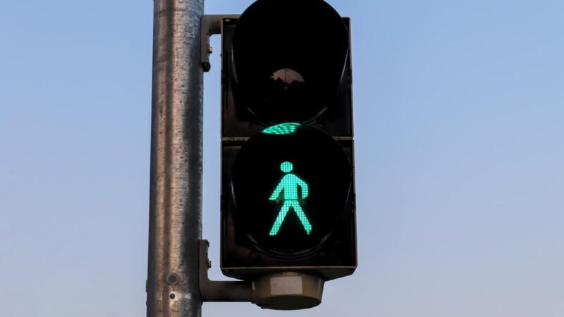 Nowa sygnalizacja na Wysockiego zwiększy bezpieczeństwo pieszych