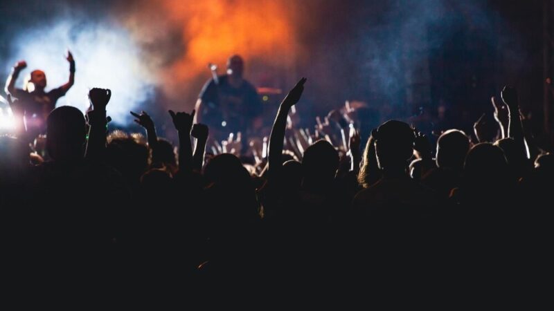 Rockowa noc z zespołem IRA na Plaży Romantycznej!