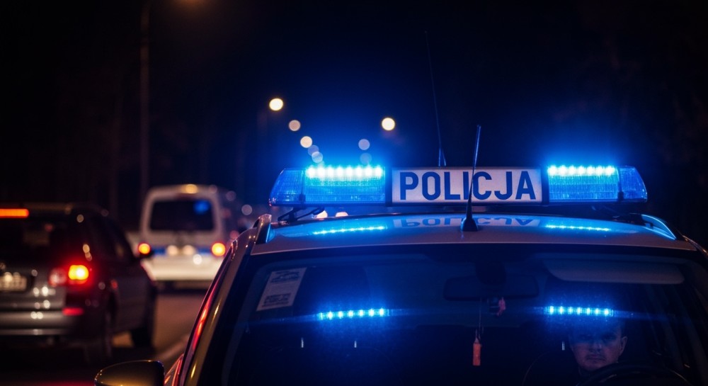 Złodzieje luksusowych Toyot w rękach policji! 25 skradzionych pojazdów odzyskanych w akcji.