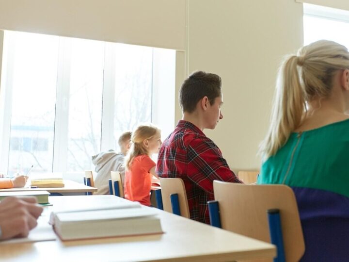 Graj w szachy i brydża: dołącz do darmowych warsztatów w Pradze!