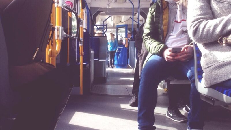 Edukacyjna przygoda w elektrycznym autobusie dla najmłodszych