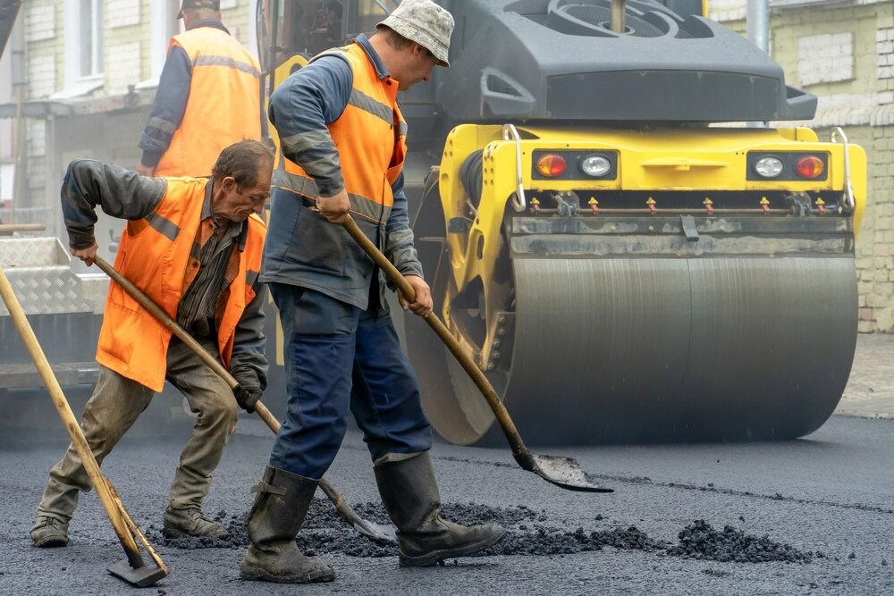 Białołęcka z nową jezdnią: Ułatwienia dla kierowców już dostępne!