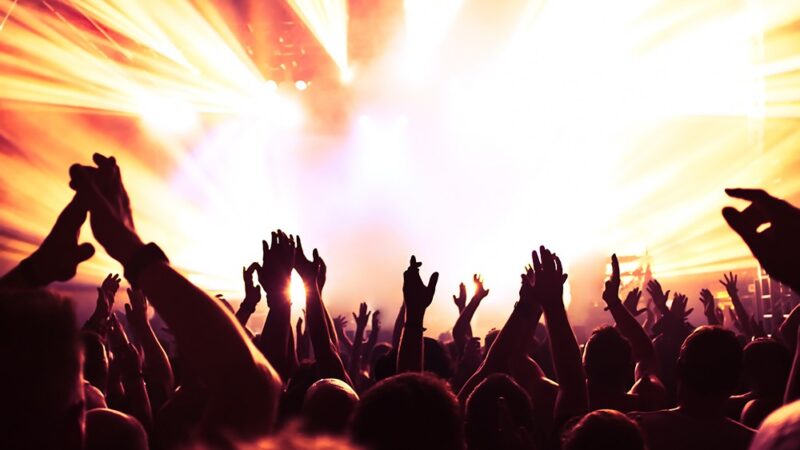 Piknik rodzinny na błoniach PGE Narodowego!