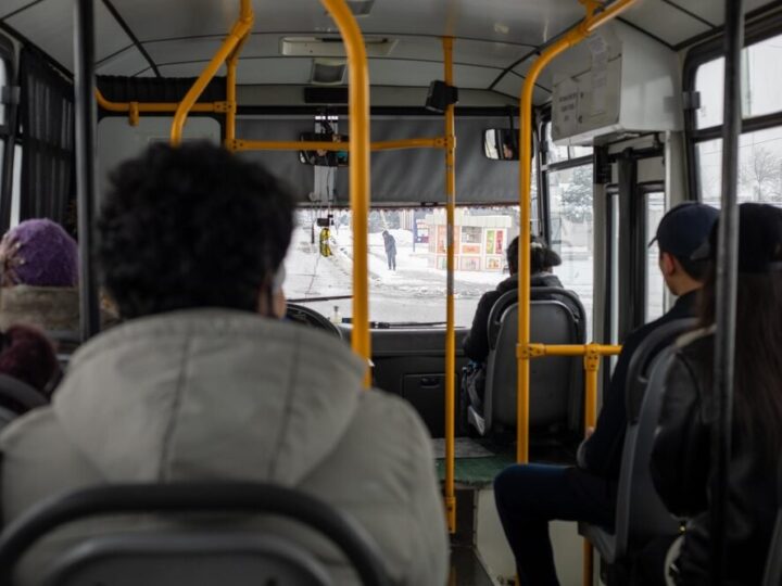 Elektryczny Irizar w Warszawie: Nowa era transportu miejskiego