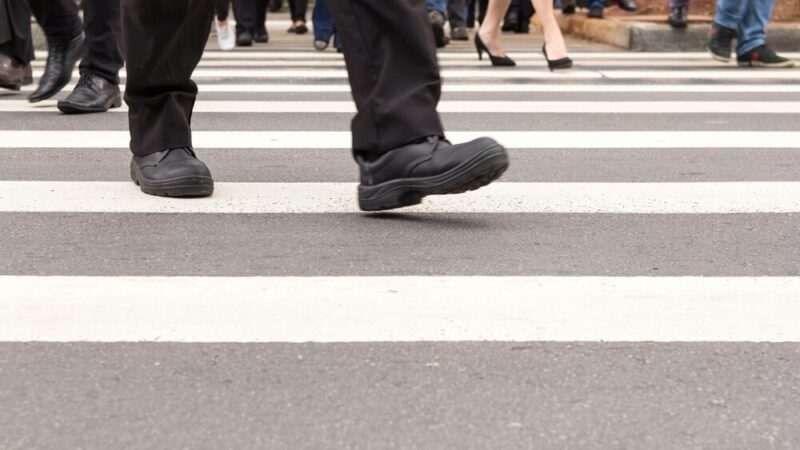 Tragedie na ulicach: pięć ofiar wśród pieszych w zaledwie kilka dni