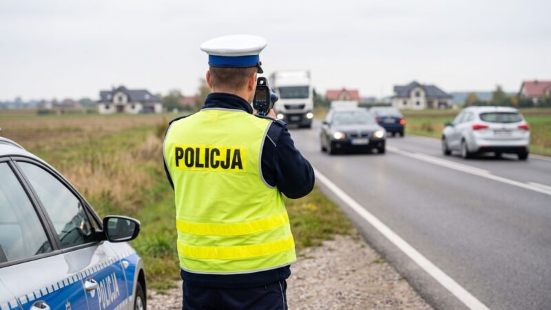 Bezpieczne przewozy w Nowym Dworze Mazowieckim: Kontrole kierowców aplikacji transportowych