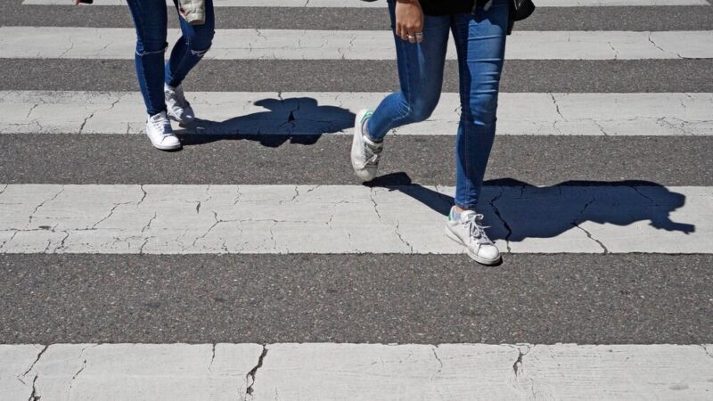 Bezpieczniejsza ulica Wysockiego: Nowe sygnalizacje dla pieszych!