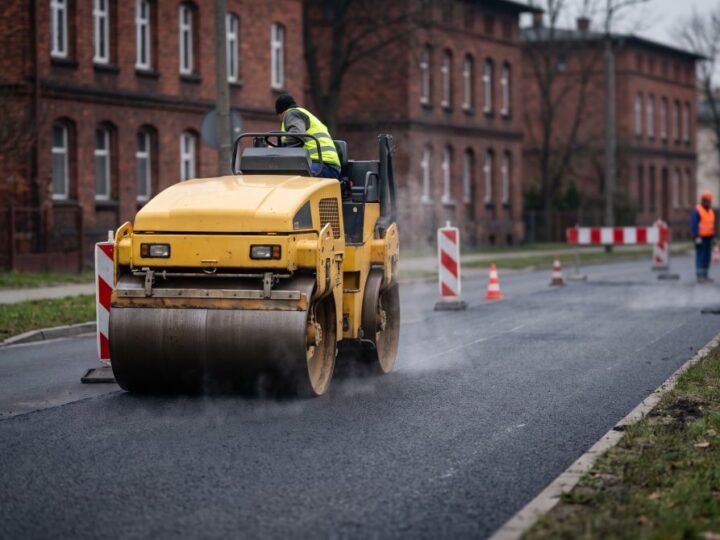 Nowa nawierzchnia na Towarowej – lepsza jazda dla kierowców!