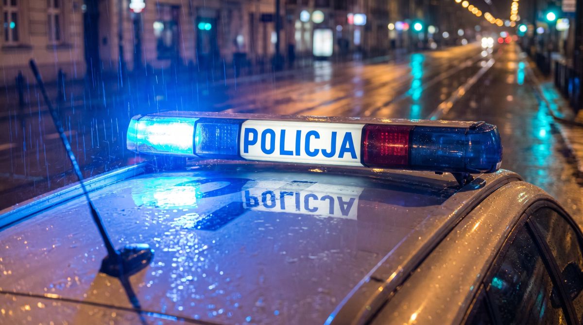 Kierowca z zakazem za kierownicą: Sąd błyskawicznie wymierza karę